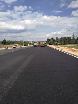 【云橋項(xiàng)目】玉溪新黃路道路工程主線通車(chē)